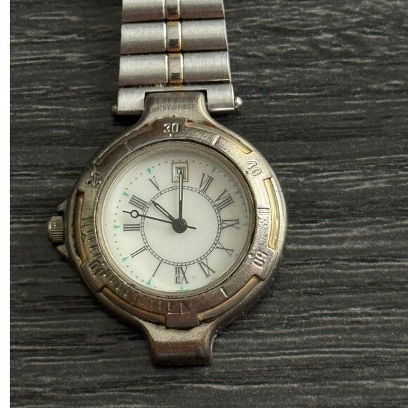 VTG Silver Tone Water Resistant Stainless Steel Watch FOR PARTS UNTESTED - Picture 4 of 8